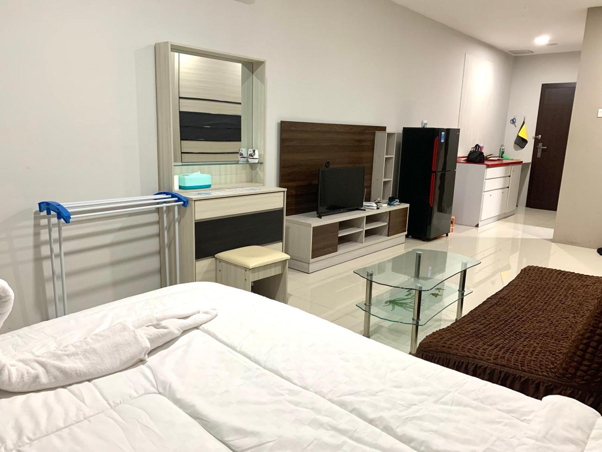 Spacious Studio Suite In Nagoya Batam Екстер'єр фото